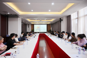 充電賦能強本領(lǐng) 拓展招商新思路——上?！し畎l(fā)古華庭、奉發(fā)鳴谷中心招商宣貫會